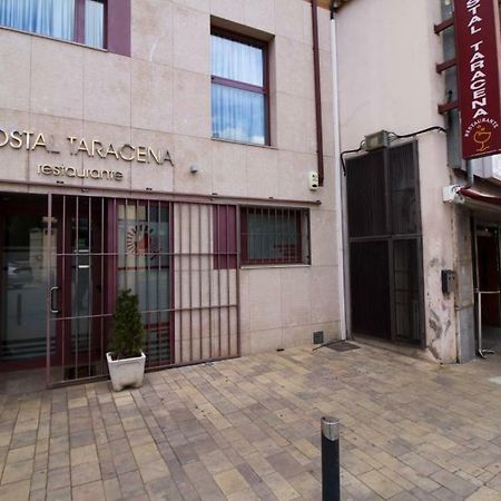 Hostal Restaurante Taracena Yunquera de Henares Bagian luar foto