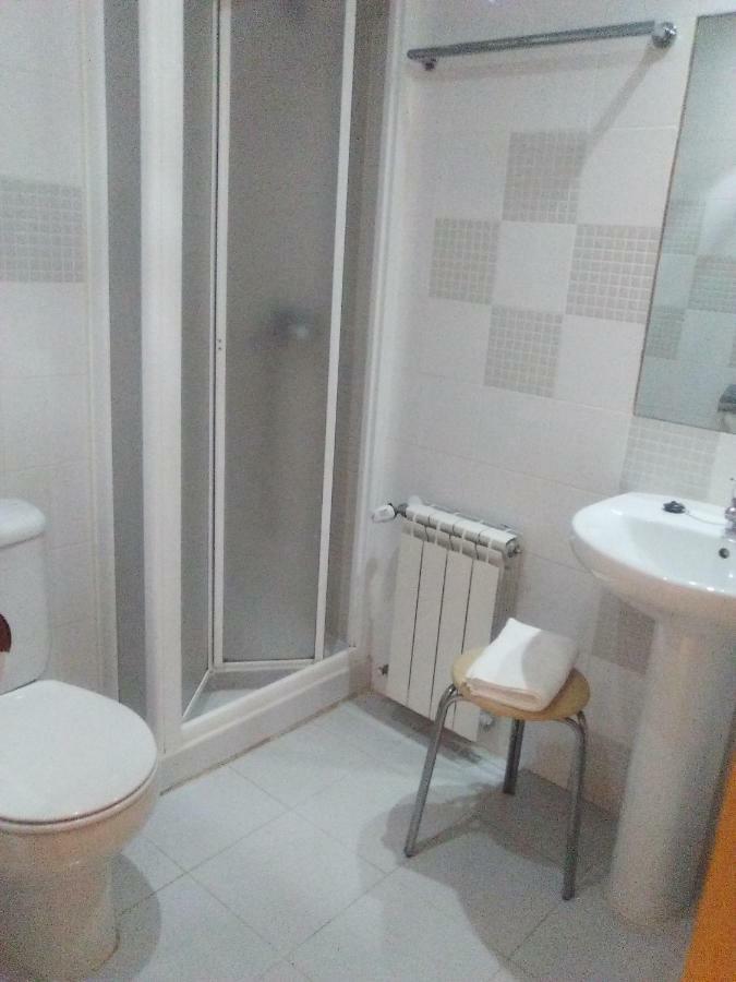 Hostal Restaurante Taracena Yunquera de Henares Bagian luar foto